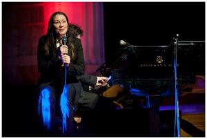 HOLLY COLE - Tribute to Tom Waits